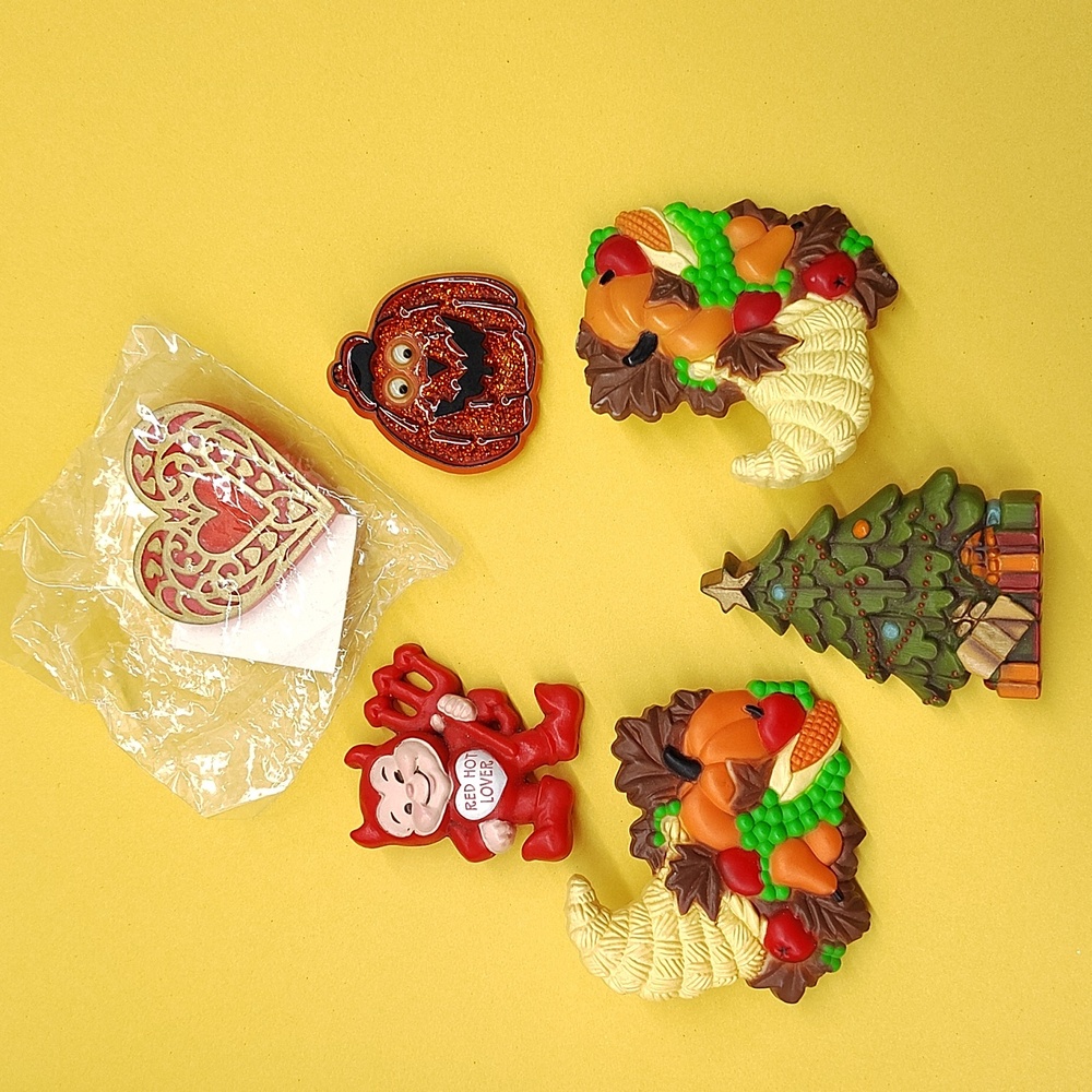 Vintage Hallmark Pins